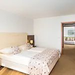 Qu Hotel, Trademark Collection By Wyndham 4* Augsburg