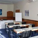 Qu Hotel, Trademark Collection By Wyndham Hotel