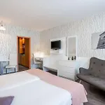 Qu Hotel, Trademark Collection By Wyndham Hotel