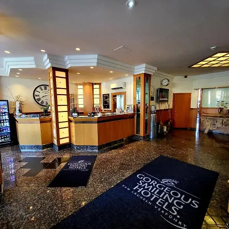 Qu Hotel, Trademark Collection By Wyndham Hotel