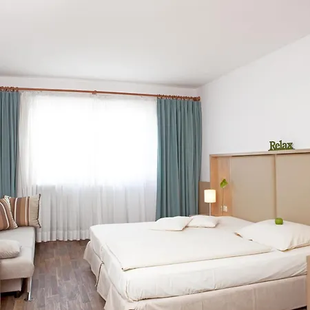 Szálloda Qu Hotel, Trademark Collection By Wyndham 4*