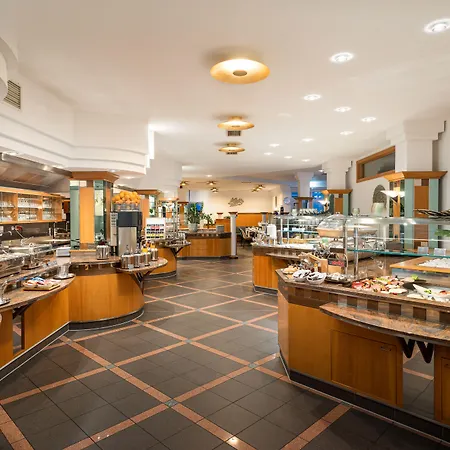 Qu Hotel, Trademark Collection By Wyndham Augsburg