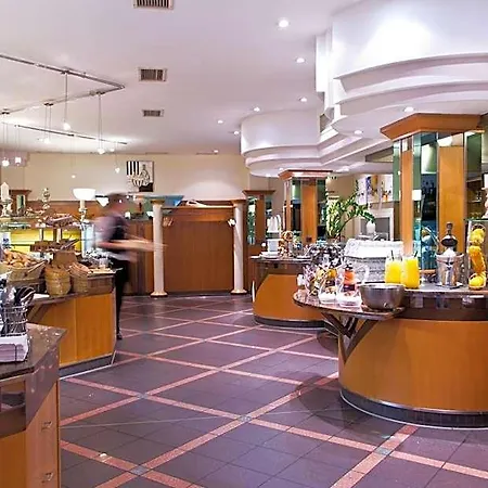 Qu Hotel, Trademark Collection By Wyndham Augsburg