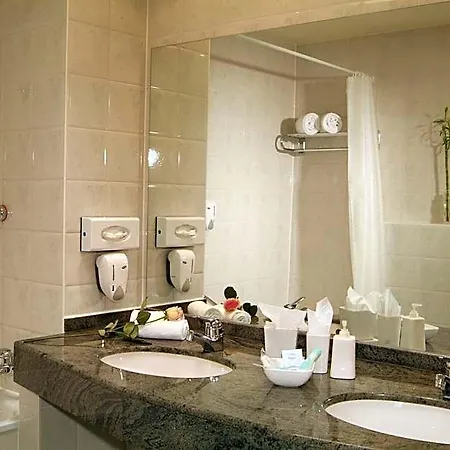 Qu Hotel, Trademark Collection By Wyndham 4* Augsburg