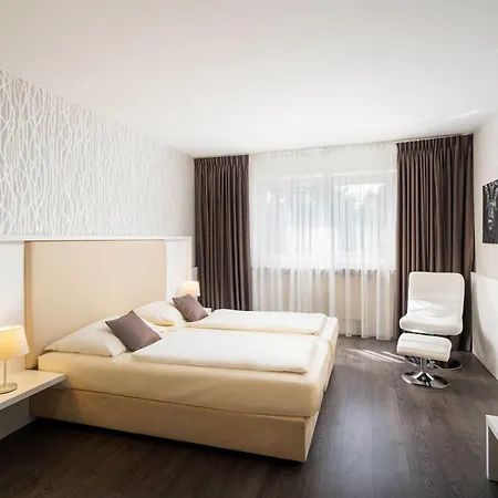 Qu Hotel, Trademark Collection By Wyndham 4* Augsburg