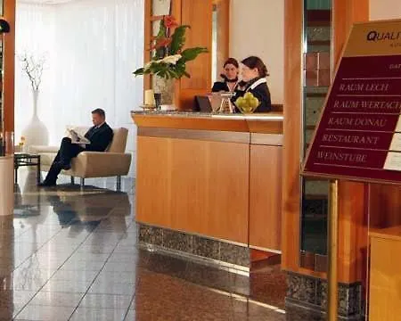 Qu Hotel, Trademark Collection By Wyndham