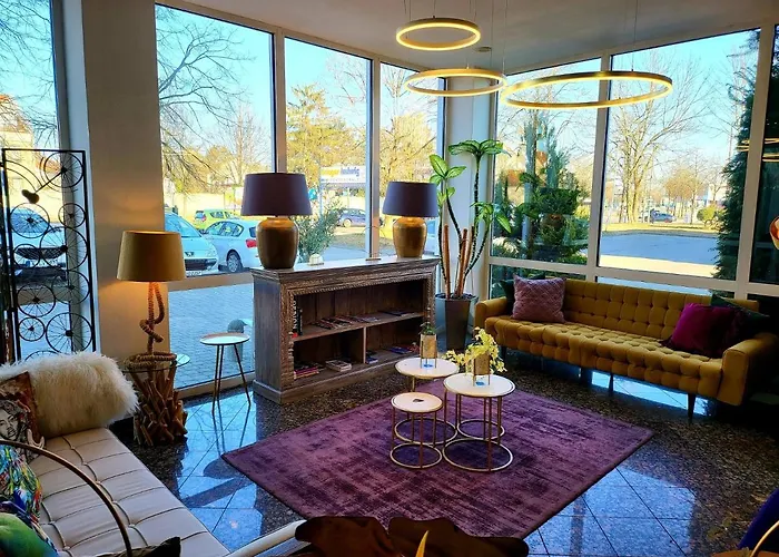 Qu Hotel, Trademark Collection By Wyndham 4*