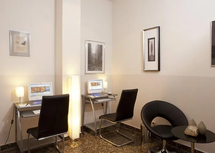 Hotel Qu Hotel, Trademark Collection By Wyndham 4*