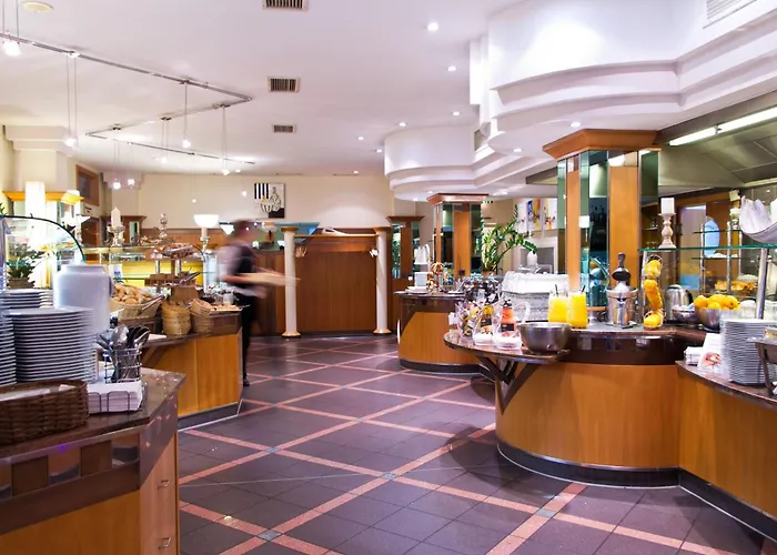 Qu Hotel, Trademark Collection By Wyndham