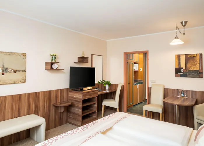 Hotel Qu Hotel, Trademark Collection By Wyndham 4*