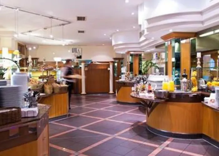 Qu Hotel, Trademark Collection By Wyndham Hotel