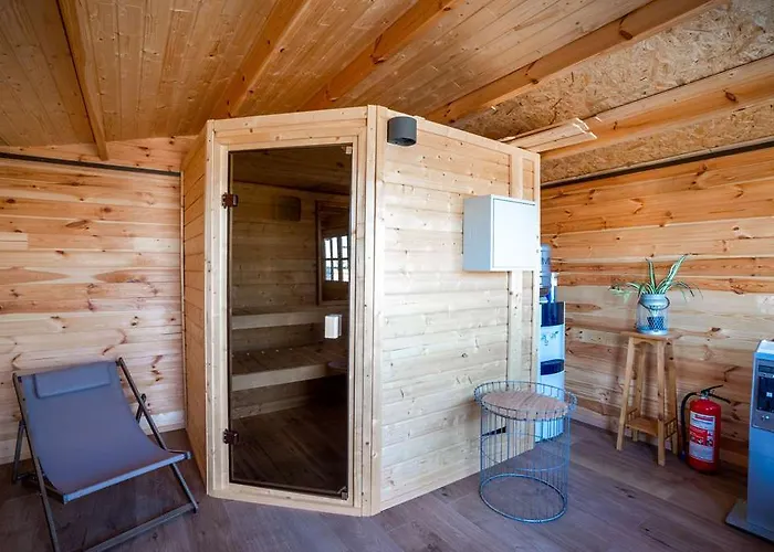 Hotel Qu Hotel, Trademark Collection By Wyndham