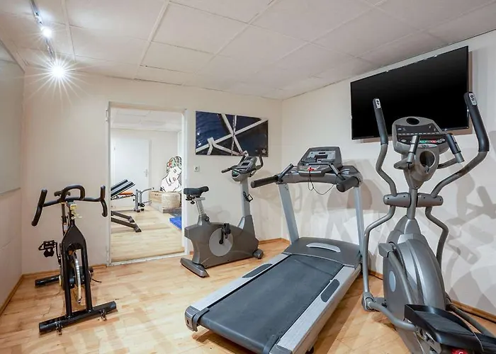 Hotel Qu Hotel, Trademark Collection By Wyndham